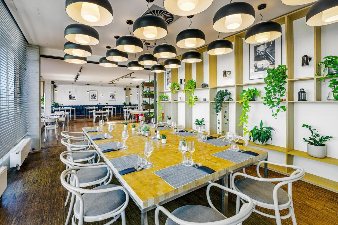 Blue Orange Resort Prag Exterior foto